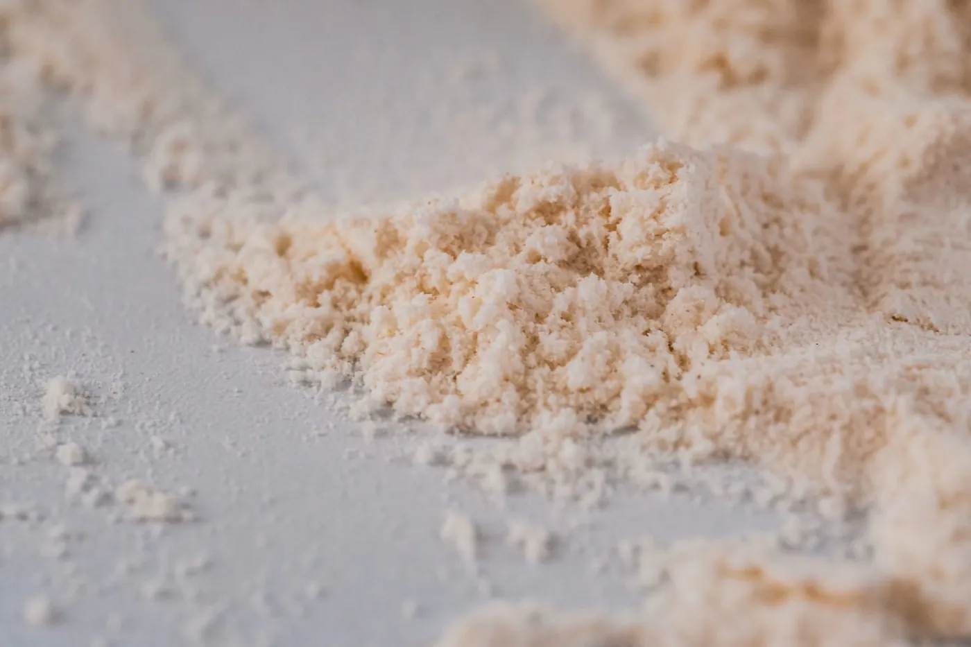Spray-dried omega-3 powder